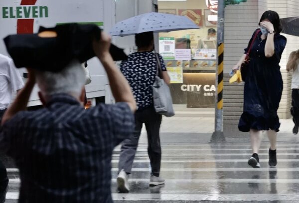 鋒面明天報到，北台灣有短暫陣雨。圖／聯合資料照