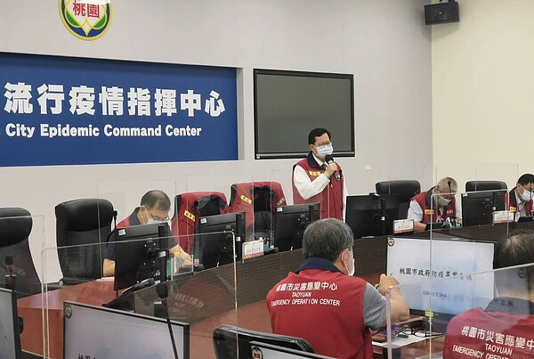 桃園市府24日宣布6至8月共21場豐年祭、文化祭停辦，搭乘計程車採實聯制。圖／市府提供
