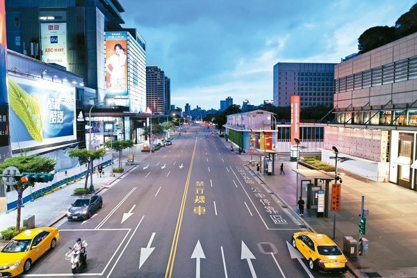 彭博 校正回歸削弱官方公信力 好房網news