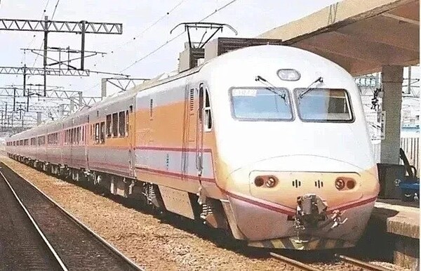 台鐵宣布，將於6月9日起至6月14日止，再停駛平日各級列車71列次、假日各級列車91列次，並取消原端午連續假期加班車120列次。聯合報系資料照 