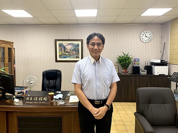 中正國小 校長 徐韶佑 教育 學生 新店樂生活