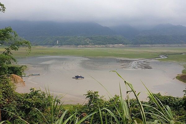 石門水庫集水區最近這幾天常有午後雷陣雨，對水庫小有進帳。記者鄭國樑／攝影