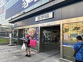 桃園推量販店人流減半　小型業者嘆：不知民間疾苦