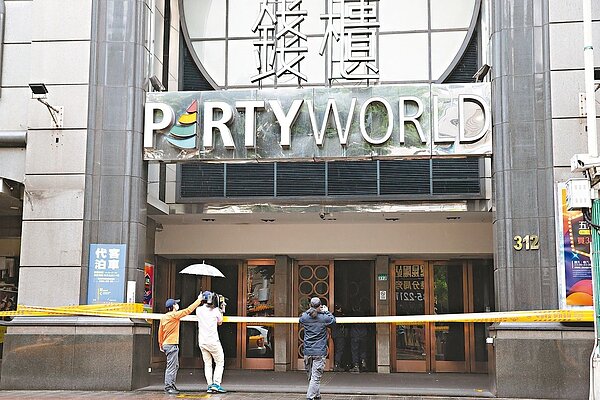 去年台北林森錢櫃KTV大火燒出消防漏洞。圖/聯合資料照