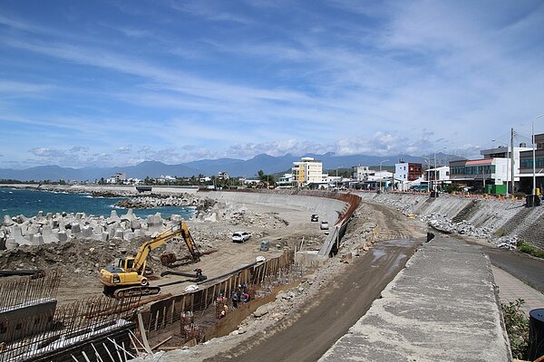 饒慶鈴指示因應疫情加速工程進行。圖/台東縣政府提供