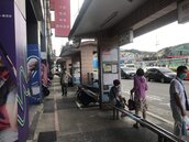 基隆護國城隍廟前人行道整修　11線市公車改停臨時站