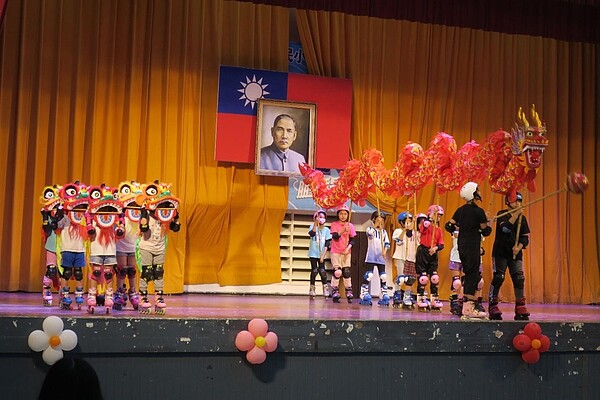 學生成果發表。圖/褚希雯校長提供