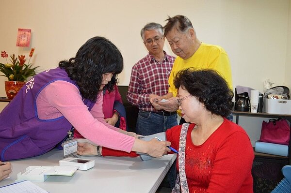 健康守護站血壓量測服務。圖/擷取自保平里臉書粉專