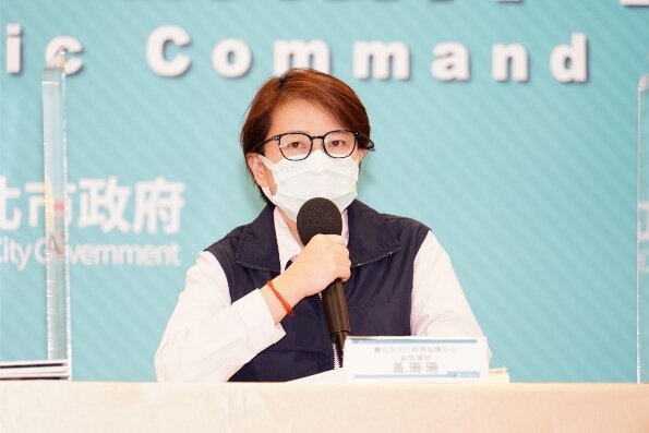 台北市副市長黃珊珊表示，企業與醫院合作快篩後，只要將資料上傳，陽性患者北市府可以幫忙找專責醫院。圖／北市府提供