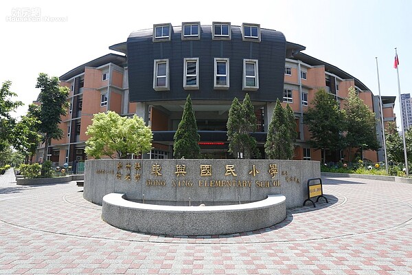 新竹縣竹北市「六家五路二段」周邊不少口碑名校,學區優良、公園綠地完善,是許多科技新貴家長首選。圖/永慶房仲網提供