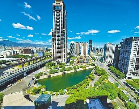根據實價登錄資料顯示,自去年第4季以來,房市買賣移轉量占六都首位的新北巿,整體成交價格持平,微幅上揚0.3%。(王莫昀攝)