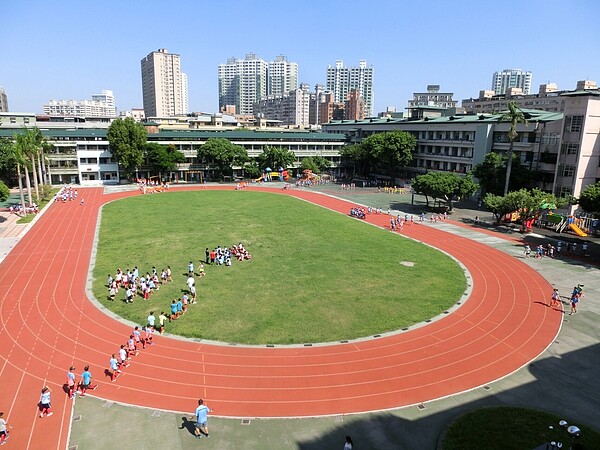 新店樂生活 大豐國小 建校 校長 李春芳 教育