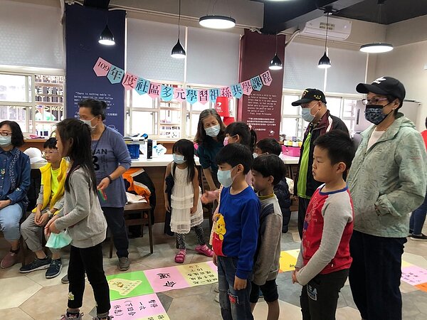 安坑國小 雙語 實驗課程 校長 方慶林 學生 新店樂生活