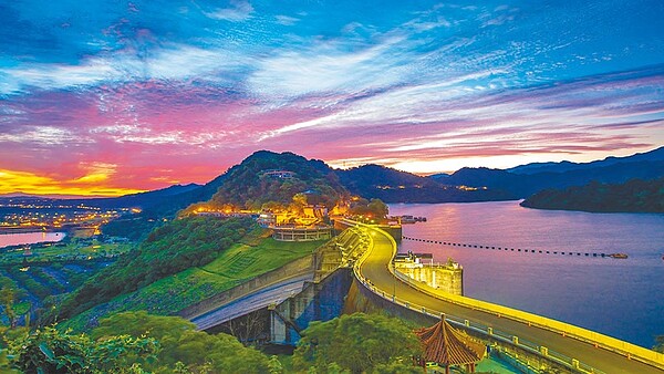 桃園市觀旅局運用大數據分析,本地遊客喜愛造訪石門水庫。(桃園市觀旅局提供/呂筱蟬桃園傳真)