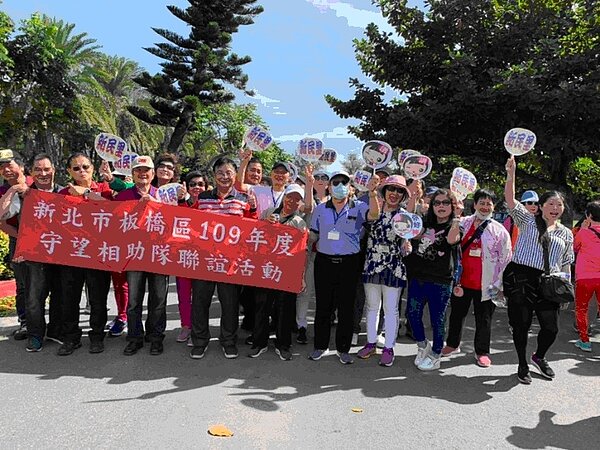 新民里所舉辦的里民聯誼活動,里民參與踴躍,活動現場十分熱鬧。圖/板橋區新民里大堂FB粉專提供