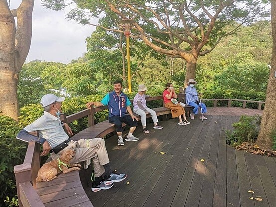 勤於服務里民。圖/陳忠賢攝