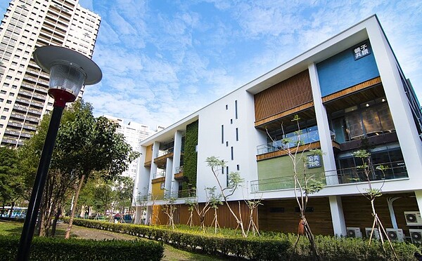 新北黑馬。圖/新北市新建工程處