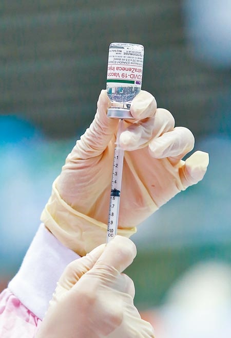 中央流行疫情指揮中心昨天宣布，6月18日起，配送第二批莫德納COVID-19疫苗7萬3200劑。圖／中時資料照