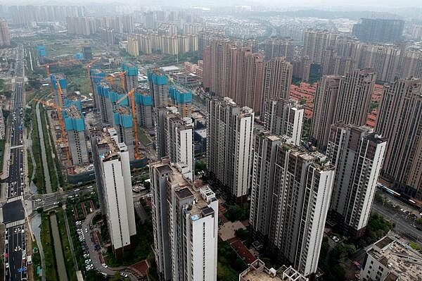 大陸5月70城房價升4.9%,連升68個月。圖為福州一處住宅新建案。 圖/中新社