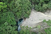 桃園復興大曼溪上游　崩塌成堰塞湖