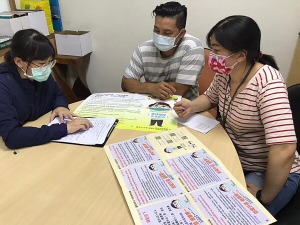 防堵破口南市移工宿舍全面查察。圖/台南市府提供