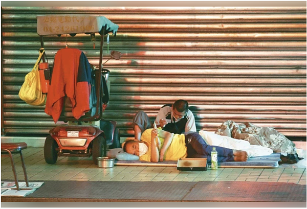 人生百味指出,以台北車站為例,在一個月期間,街友人數大約從120人上升到250人。聯合報系資料照