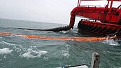 中油大林廠外海輸油管破裂油汙染擴大！高屏漁民憂又怒