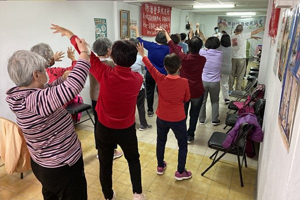 樂齡體適能課程。圖/劉宗勳里長提供