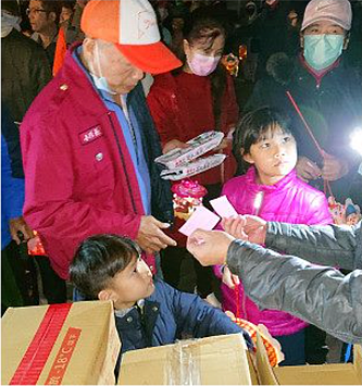 元宵節活動。圖/黃逢廣里長提供