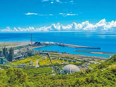 歐盟將課徵碳關稅,工商協進會示警水泥鋼鐵石化首先受創,籲政府重視。(本報資料照片)