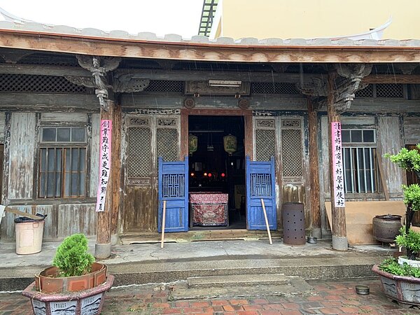 台中市市定古蹟清水社口楊宅有百年歷史,文化局近年投入7950萬元,辦理修復及再利用工程,現正進行工程驗收,卻傳出有漏水情形。圖/楊典忠提供