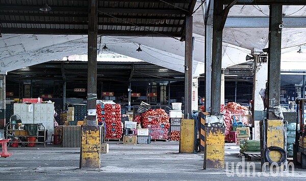 台北市長柯文哲表示,北市現在進行11個行政區的清零計畫和萬華2.0計畫,而萬華2.0專案 ,不是以前社區感染,而是轉成市場感染模式。圖/聯合資料照