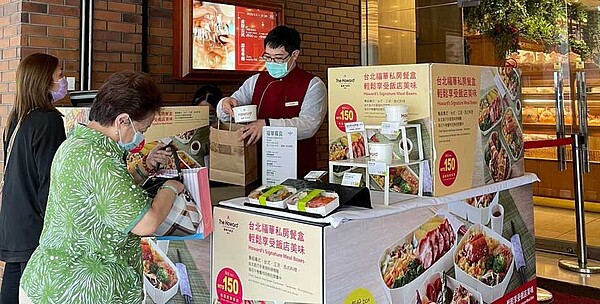 三級警戒延至7月12日,外帶與外送成餐飲業者「唯一活路」,能撐多久誰都沒把握。圖/中時報系資料照片