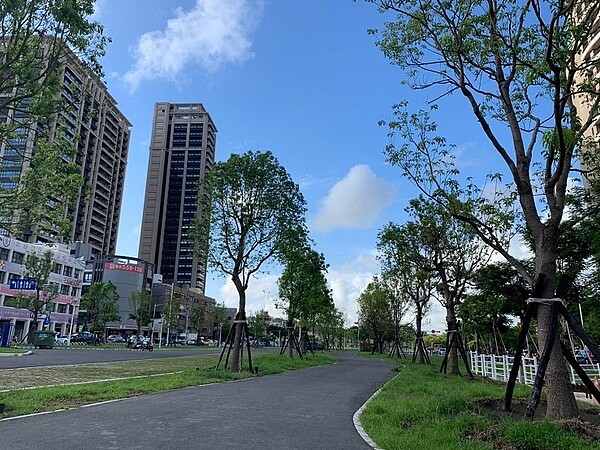 高市鼓山區園道工程逐步完工。圖/高雄市政府提供