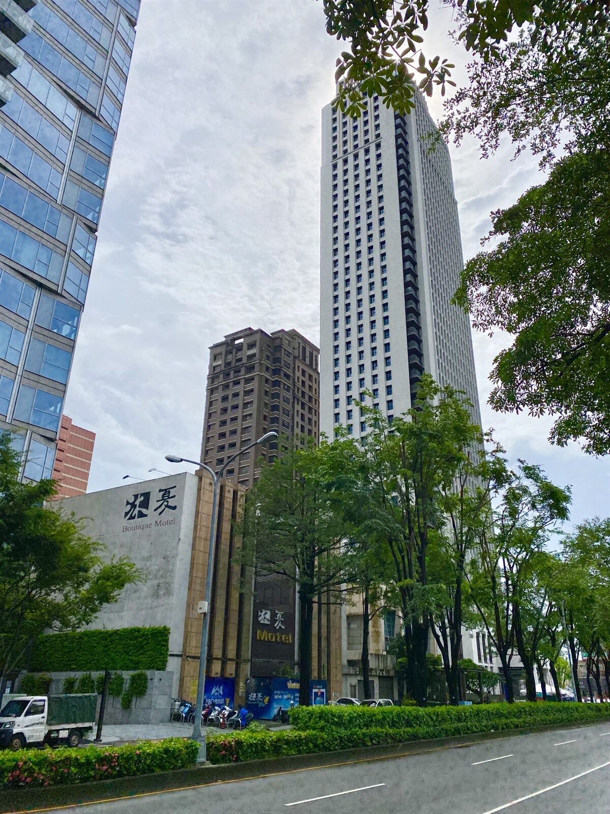 聯聚建設以每坪320萬元購入市政北七路土地,推估未來推案每坪單價將突破百萬大關。記者宋健生/攝影