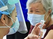 AZ疫苗第二劑可延至45周？　張上淳：8至12周仍較恰當