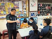 文山景華里里長黃培堯　親力親為服務里民