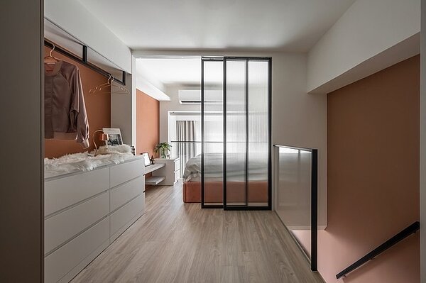 2樓臥室空間照片。圖/翻攝自《mobile01》