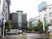 屏東莫德納疫苗使用率99％　枋寮醫院持續關閉急門診