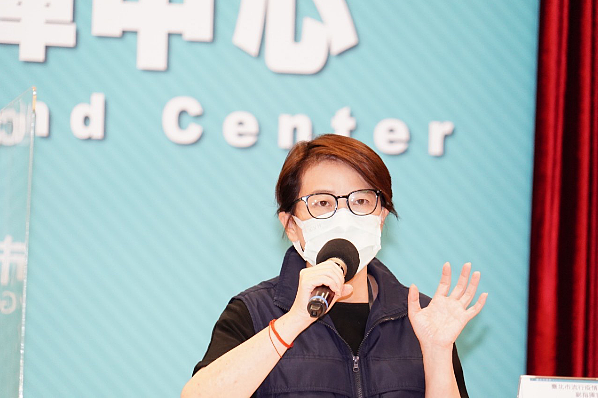 台北市副市長黃珊珊今天表示,對於傳出有攤商「派代表」隔離,黃珊珊說,的確有聽到這樣的傳言,所以柯市長今與中央討論,若有補償機制,攤商就不用擔心自己的生計。圖/北市府提供