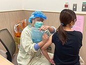 打疫苗要注意！接種黃卡「只寫簡稱」 恐出國不便