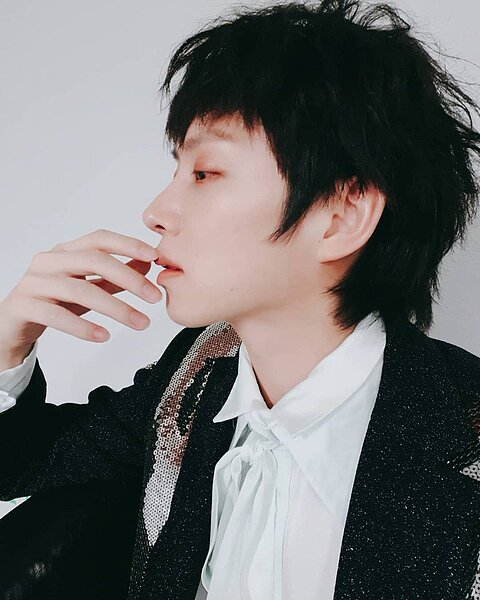 金希澈爆分手MOMO。 圖/擷自金希澈IG