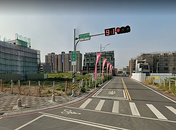 184重劃區規劃至今有多年時間,陸續有不少建商進駐推案,而南彰化第一城鎮的員林,有「最多億萬富豪城鎮」的稱號、在地族群為買盤主力。圖/google map