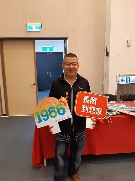 李福源守護里民,在地樂活。圖/彭柔安攝