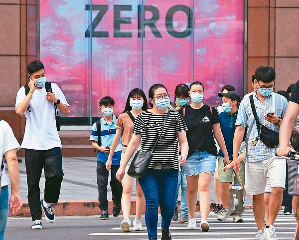 本土疫情趨緩,衛福部草屯療養院醫師沈政男認為有機會清零。圖/聯合報系資料照片