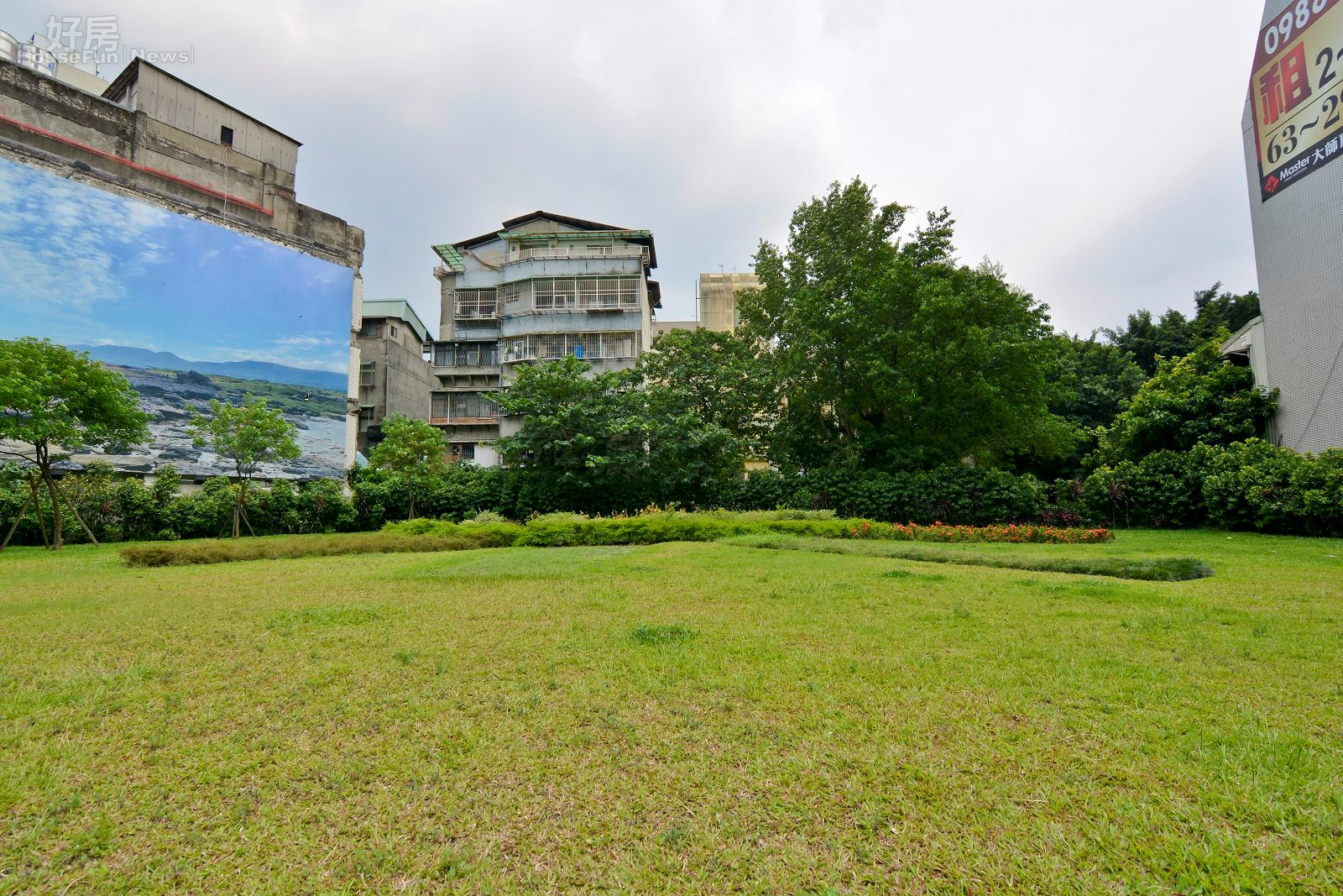 南京東路三段,遼寧街,綠地,養地,假公園,告示牌。(好房News記者 陳韋帆/攝影)