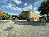 北市增設疫苗接種站　圓山花博爭豔館開打