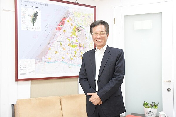 前彰化副縣長林田富今天回鍋,擔任縣長王惠美的副手。圖/彰化縣府提供
