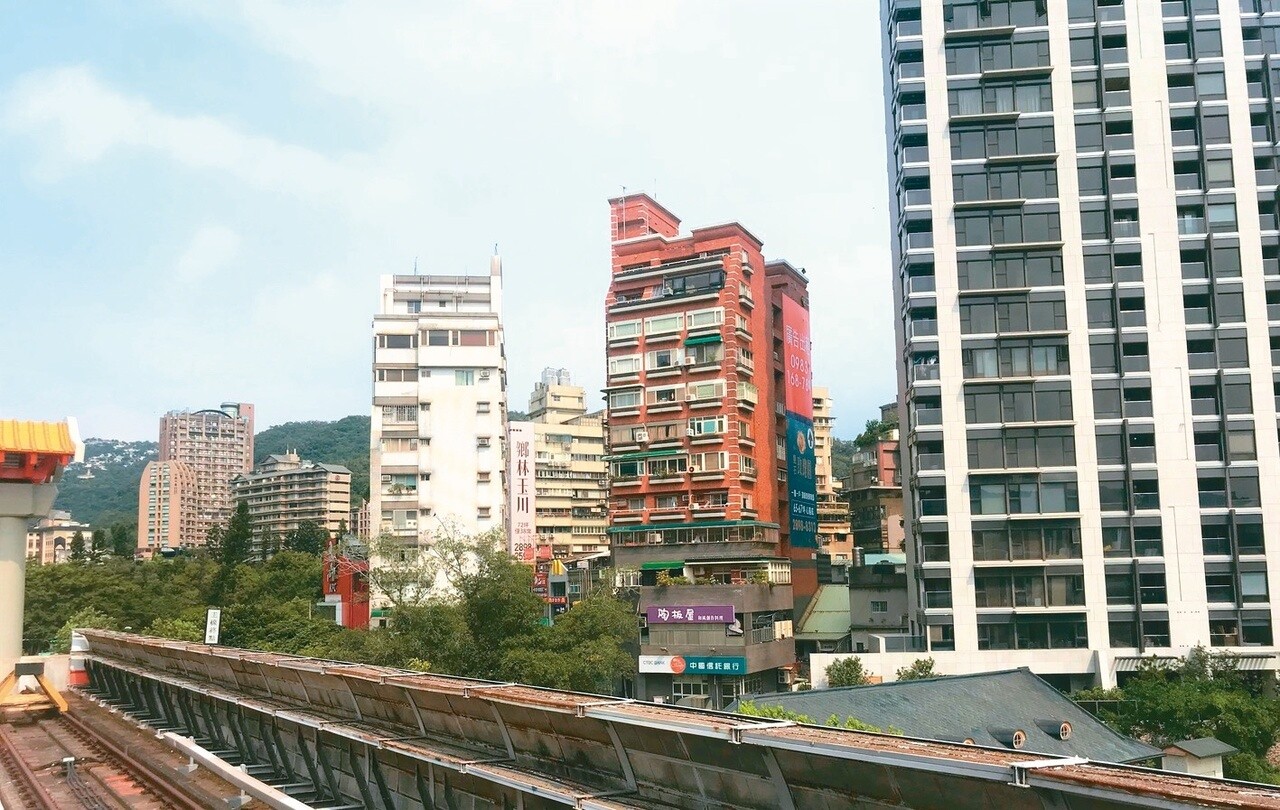 北投地區休閒溫泉宅受歡迎，成為不少民眾購買第二住宅的標的。 記者游智文／攝影