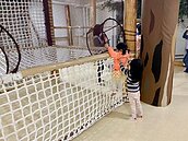 陪同者需滿20歲　親子館不友善？